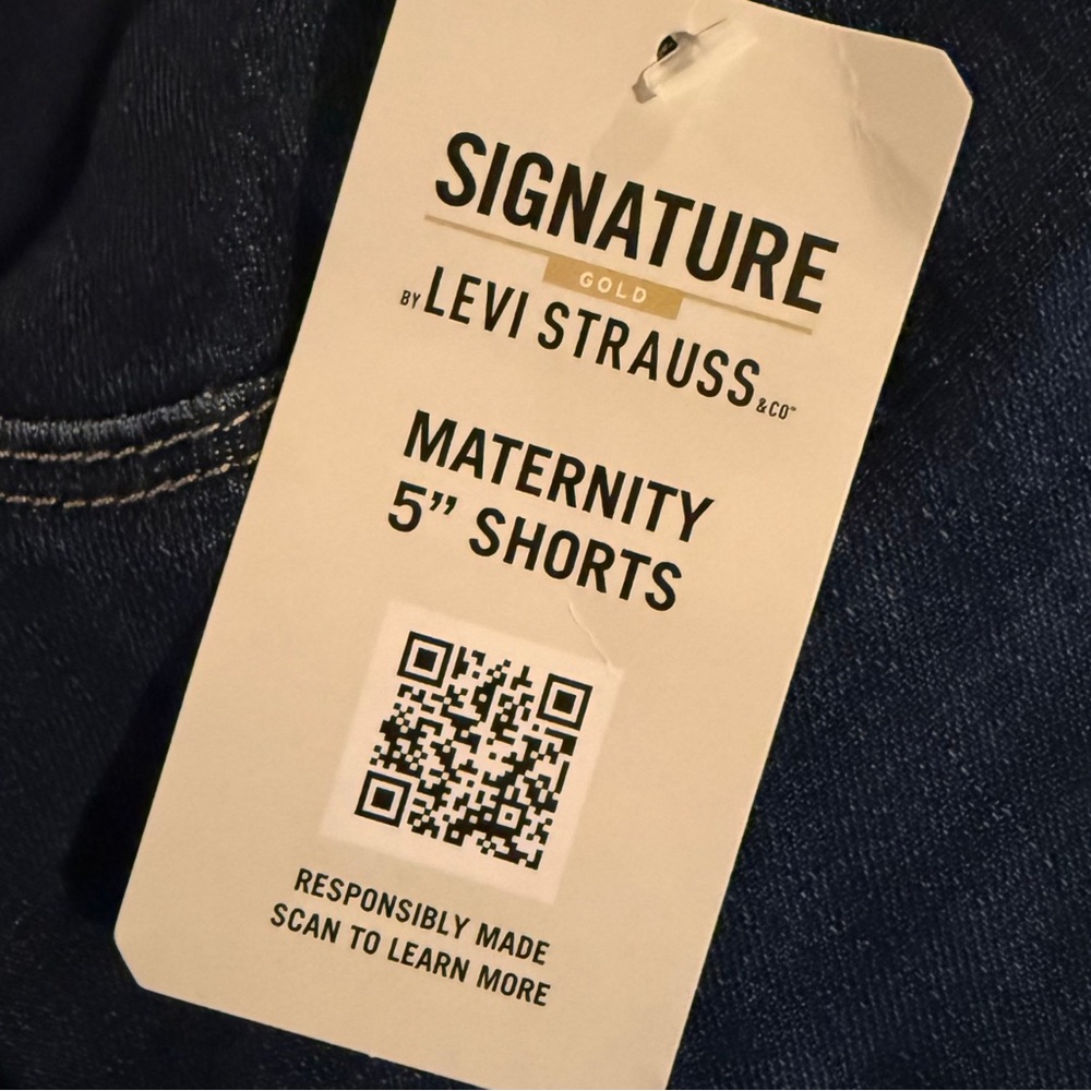 Levi Strauss Signature Gold Women's‎ 5” Denim Maternity Shorts, size Medium - Picture 4 of 4